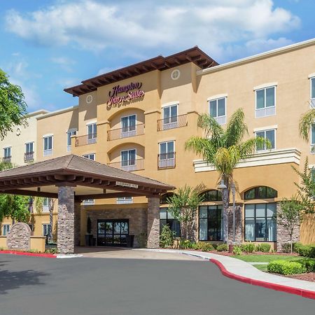 Hampton Inn & Suites Lodi Exterior photo