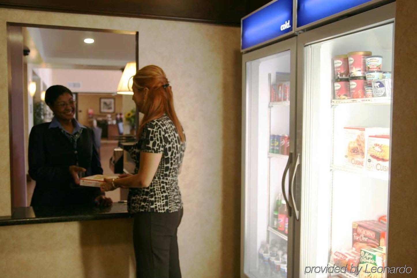 Hampton Inn & Suites Lodi Restaurant photo